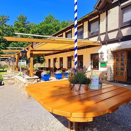 Hotel Waldquelle - Baumhaushotel 아르젠 외부 사진