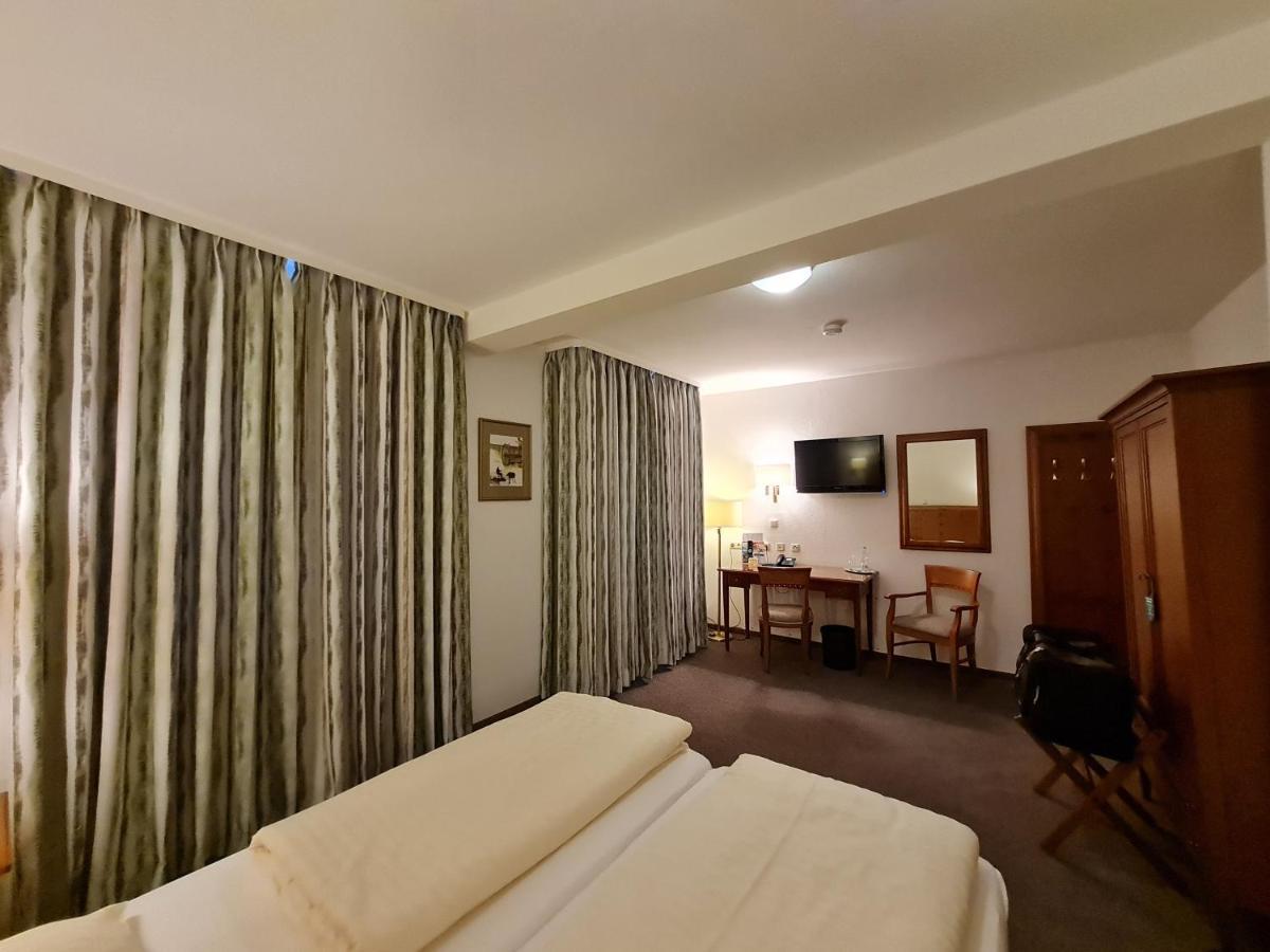 Hotel Waldquelle - Baumhaushotel 아르젠 외부 사진
