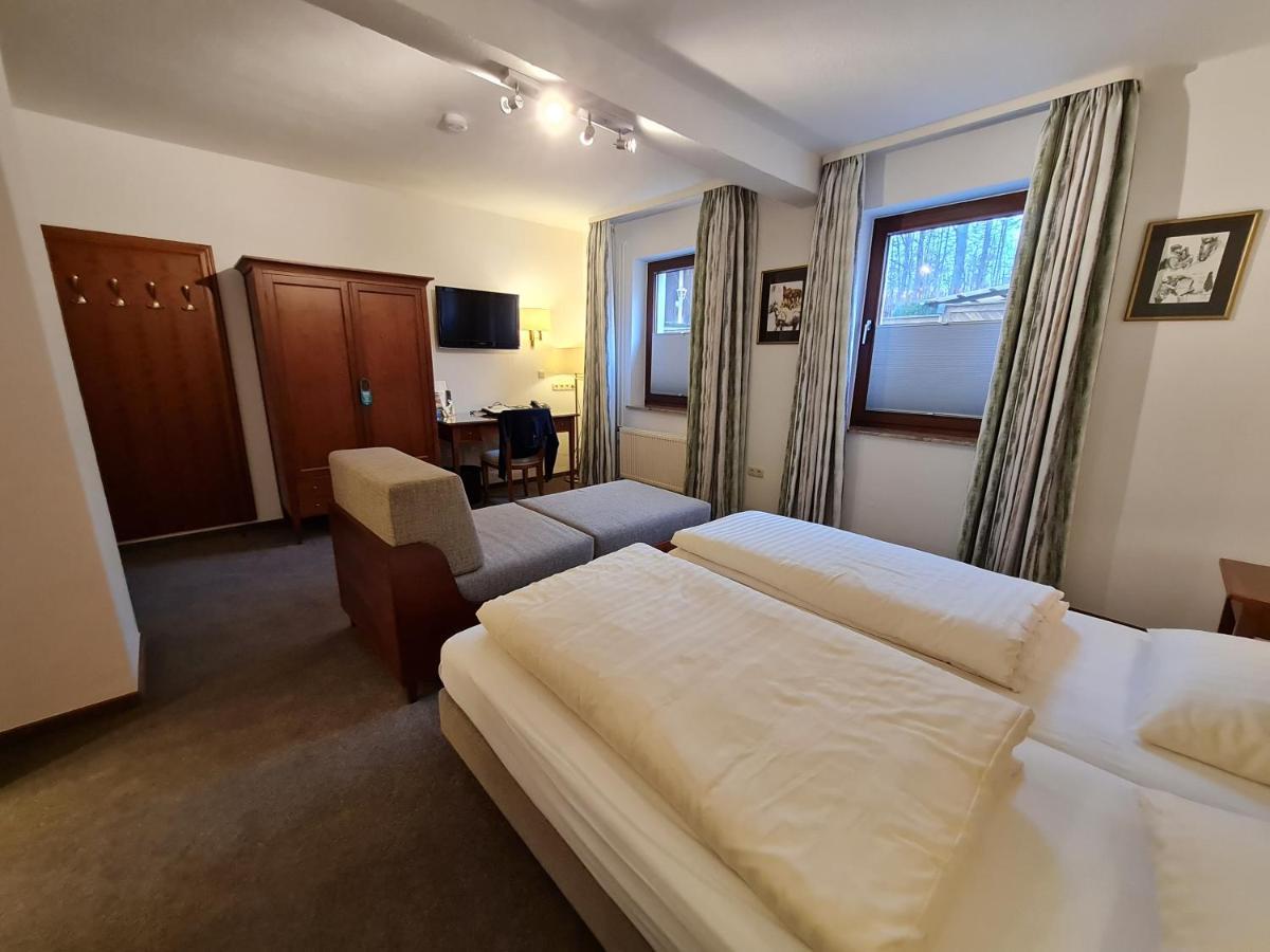Hotel Waldquelle - Baumhaushotel 아르젠 외부 사진
