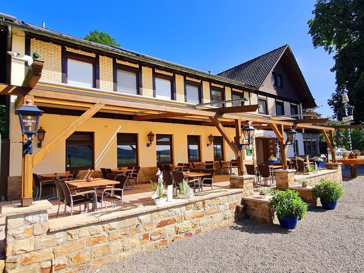 Hotel Waldquelle - Baumhaushotel 아르젠 외부 사진