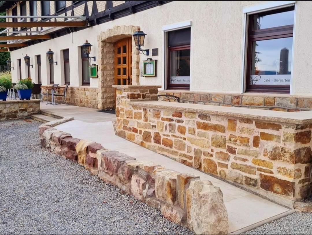 Hotel Waldquelle - Baumhaushotel 아르젠 외부 사진