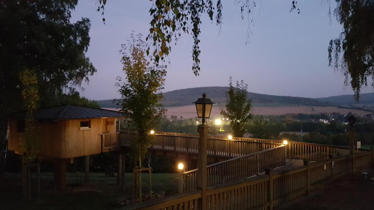 Hotel Waldquelle - Baumhaushotel 아르젠 외부 사진